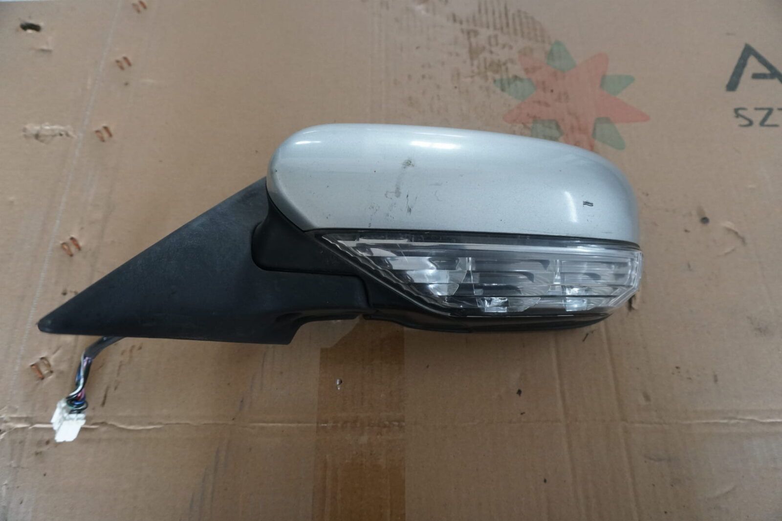 Subaru Legacy IV Outback Bl Lusterko Lewe Europa 39d