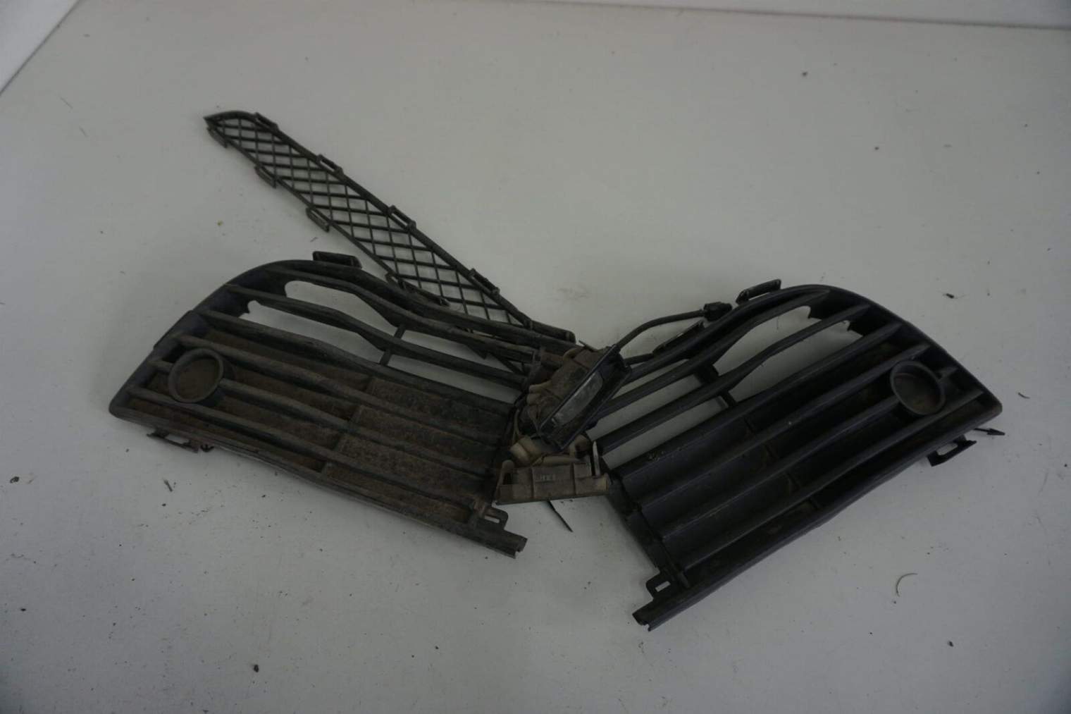 Toyota Mr-2 III Kratki Zaślepki Zderzaka Tylnego 52153-17020 52152-17020