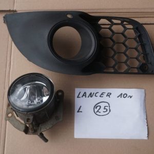 Mitsubishi Lancer VIII LEWY HALOGEN 8321A198 KRATKA RAMKA 8321A123