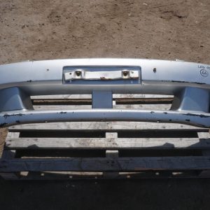 SUBARU LEGACY III ZDERZAK PRZEDNI 2002rok