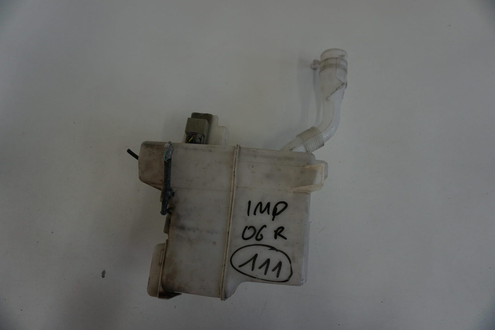 SUBARU IMPREZA GG KOMBI ZBIORNIK PŁYNU SPRYSKIWACZY