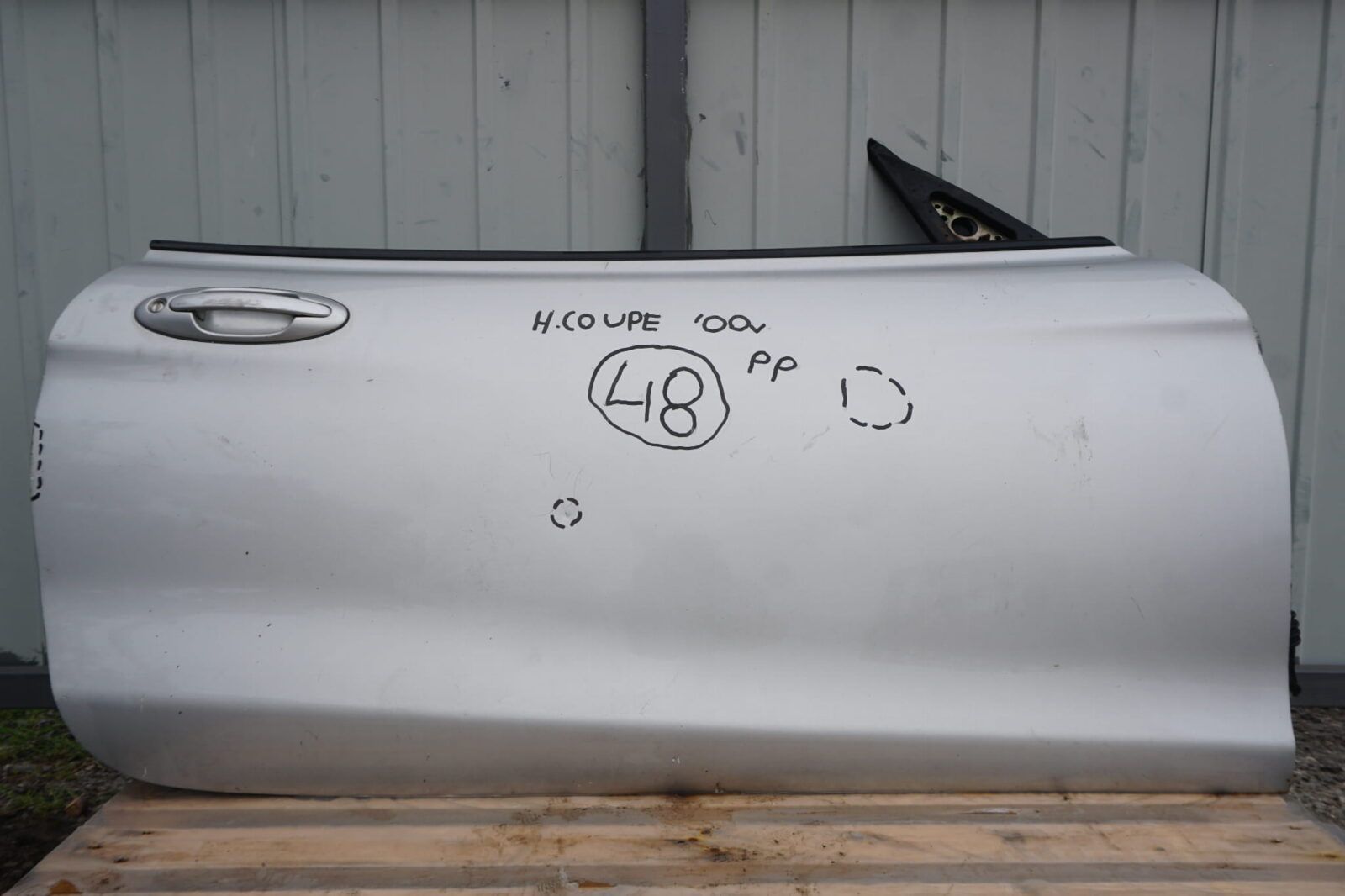 HYUNDAI COUPE I 1996-2001R DRZWI PRAWE PRZEDNIE 7600427030 ; 7600427040 ; 7600427031