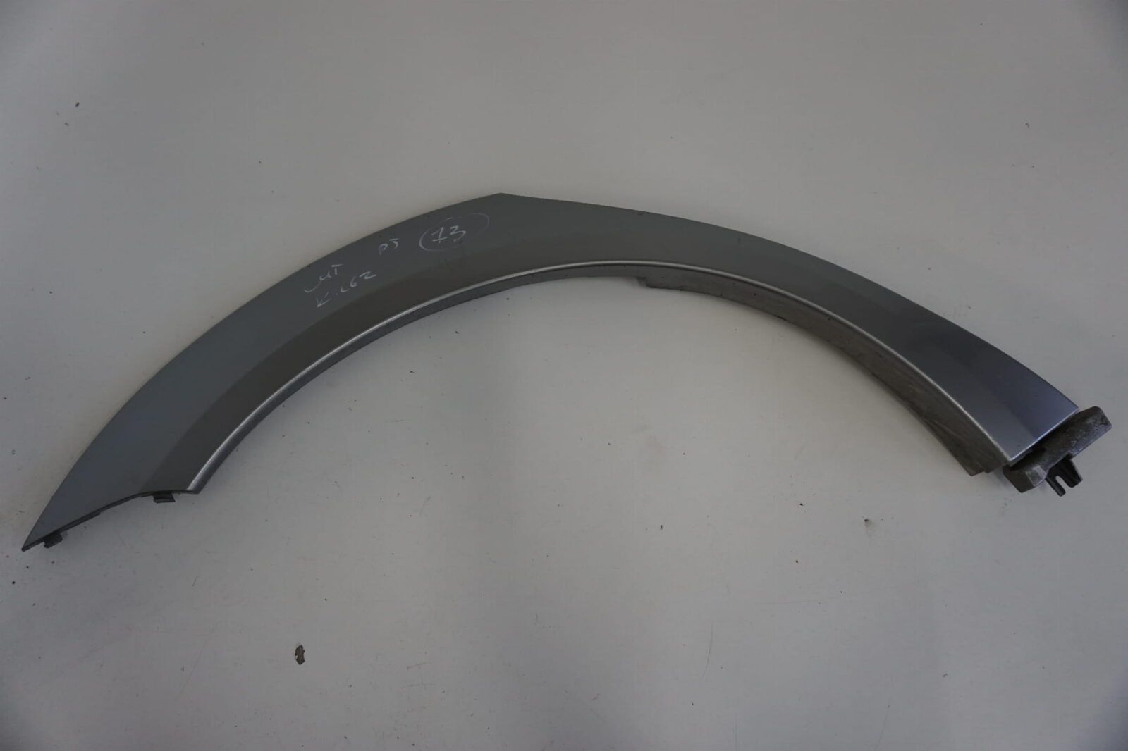 SUBARU OUTBACK BL III LISTWA BŁOTNIKA PRAWA TYLNA C6Z