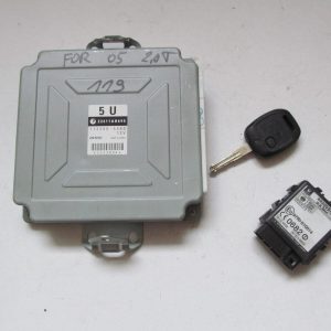 Subaru Forester 2005r 2.0t Komputer Zestaw 22611ah690