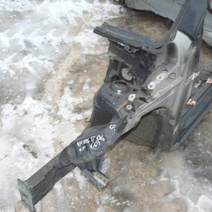 Toyota Yaris II 2006r 5d Podłużnica Słupek Lewa