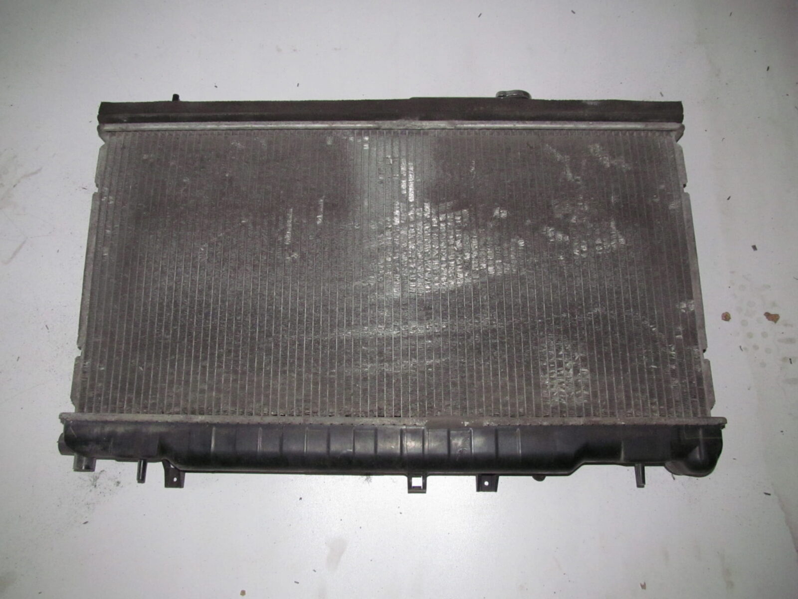 Subaru Outback III 02r 2.5b Chłodnica Wody Automat