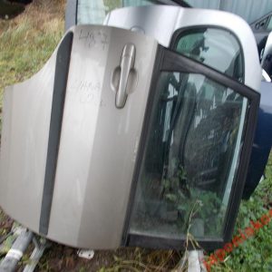 Suzuki Liana 2001 2002 2003r Drzwi Prawe Tylne
