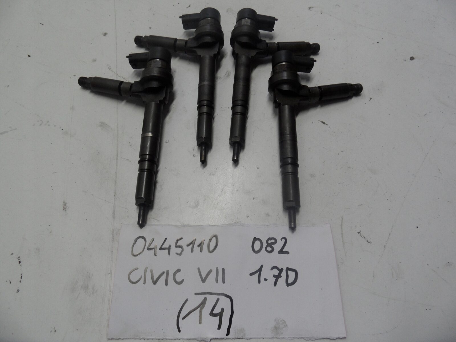 Honda CIVIc VII Wtryskiwacze Paliwa 0445110 082