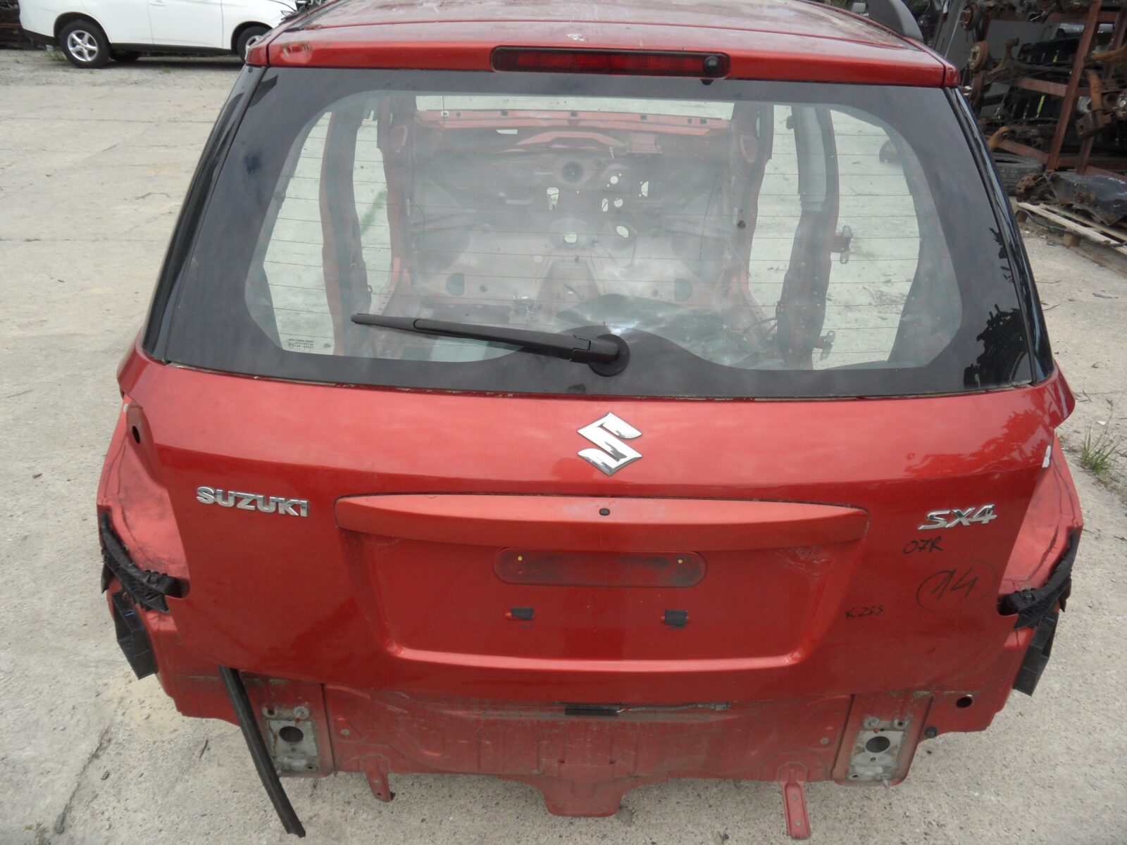 Suzuki Sx4 2007r Klapa Szyba Kołor Zfs