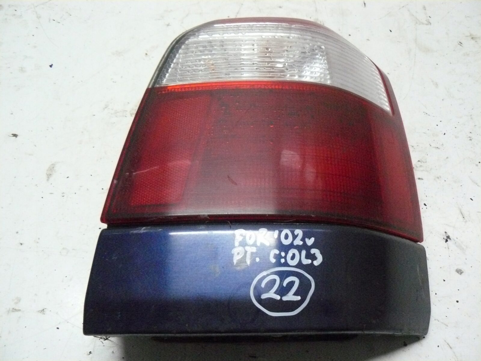 Subaru Forester Sf Lift 2001r Lampa Tylna 0l3