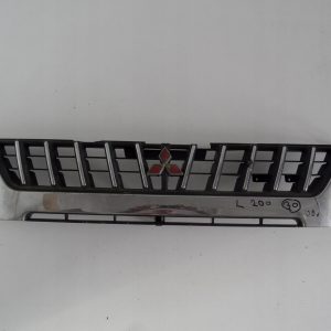 Mitsubishi L200 2.5d 2000r Grill Atrapa Mr339879