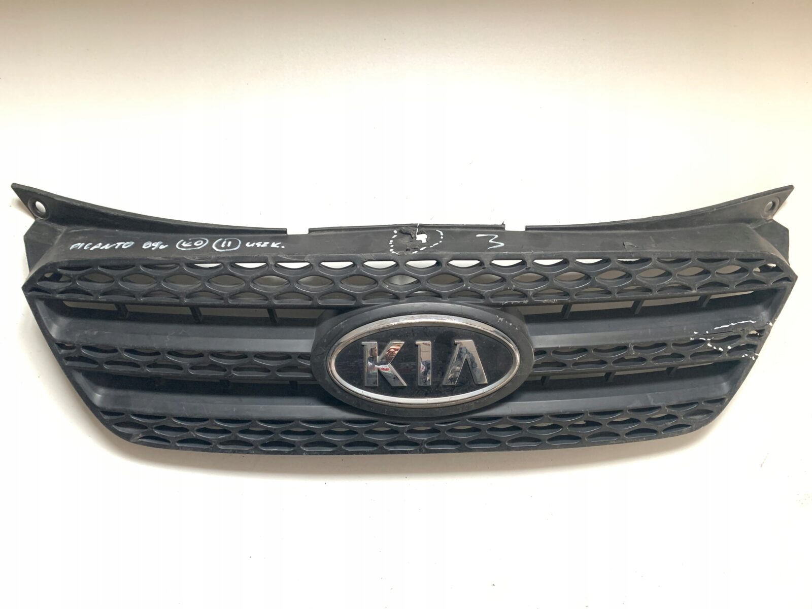 Kia Picanto II 2009r Grill Atrapa Znak
