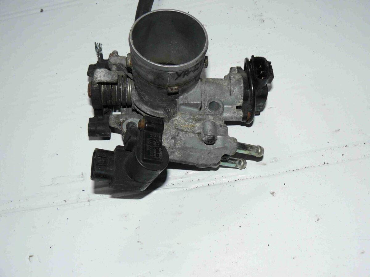 Toyota Yaris Przepustnica 89452-20130 22270-21010