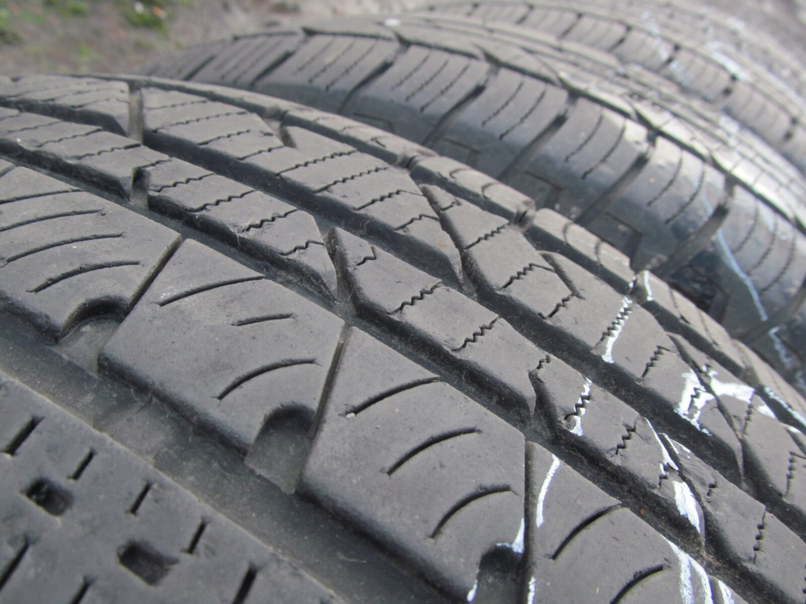 Opony (4SZT.) Continental Cross Contact 255/60r18 Dot 0613 - obrazek 2