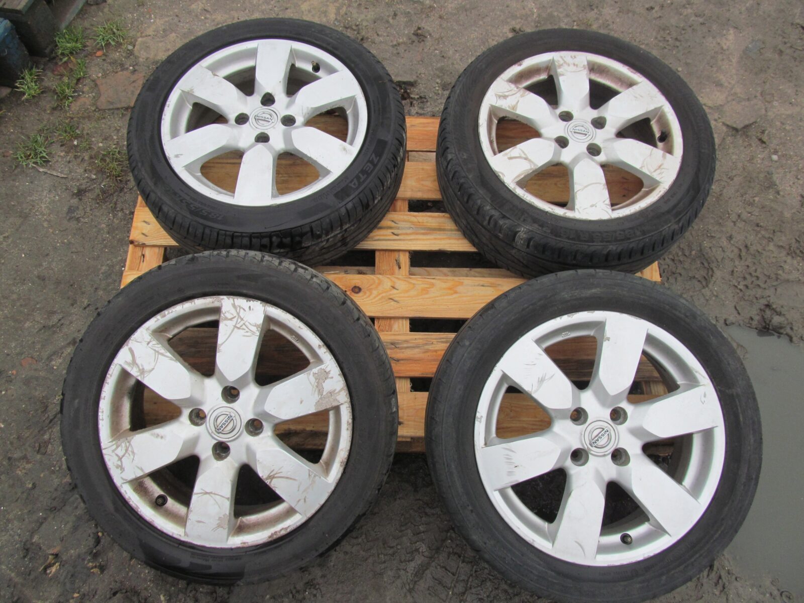 Nissan Note I 2007r 16x6j 4x100 Et45 #58 185/55r16