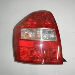 Kia Cerato 2004r Lampa Lewa Tylna Hatchback