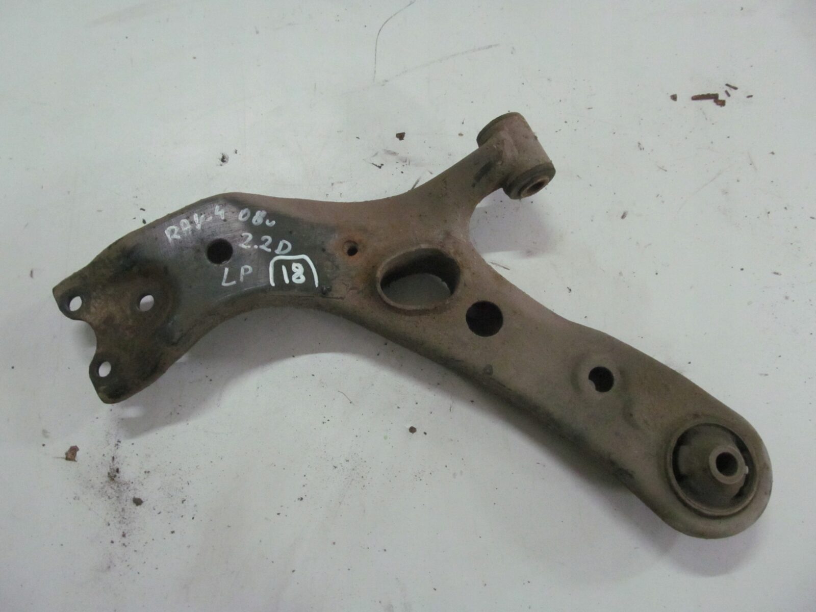 Toyota Rav4 III 08r 2,2d Wahacz Przedni Lewy