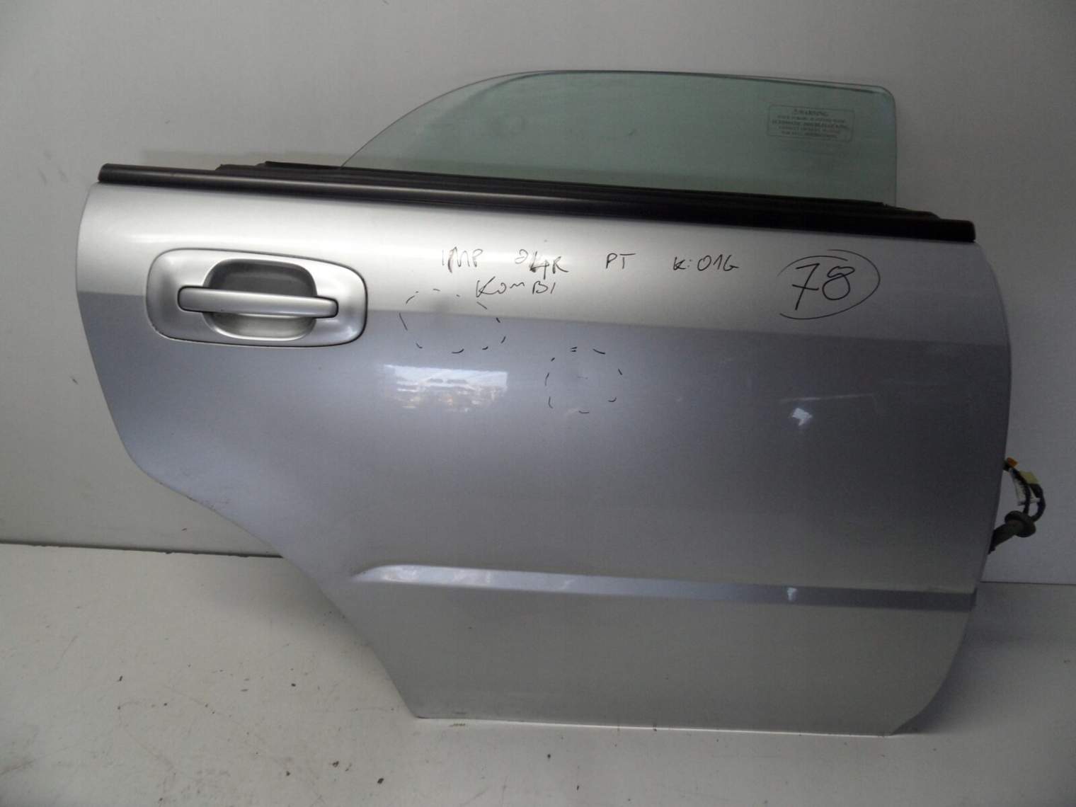 Subaru Impreza Gg Kombi 04r Drzwi Prawe Tylne 01g 60409fe000