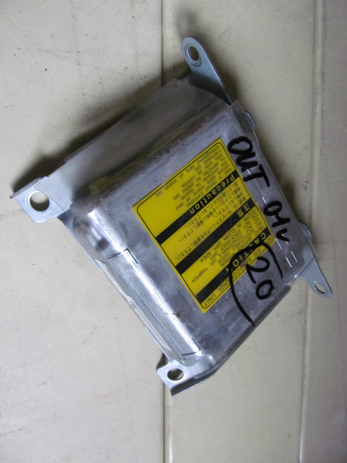 Subaru Outback 2001r Moduł Air Bag 98221ae110