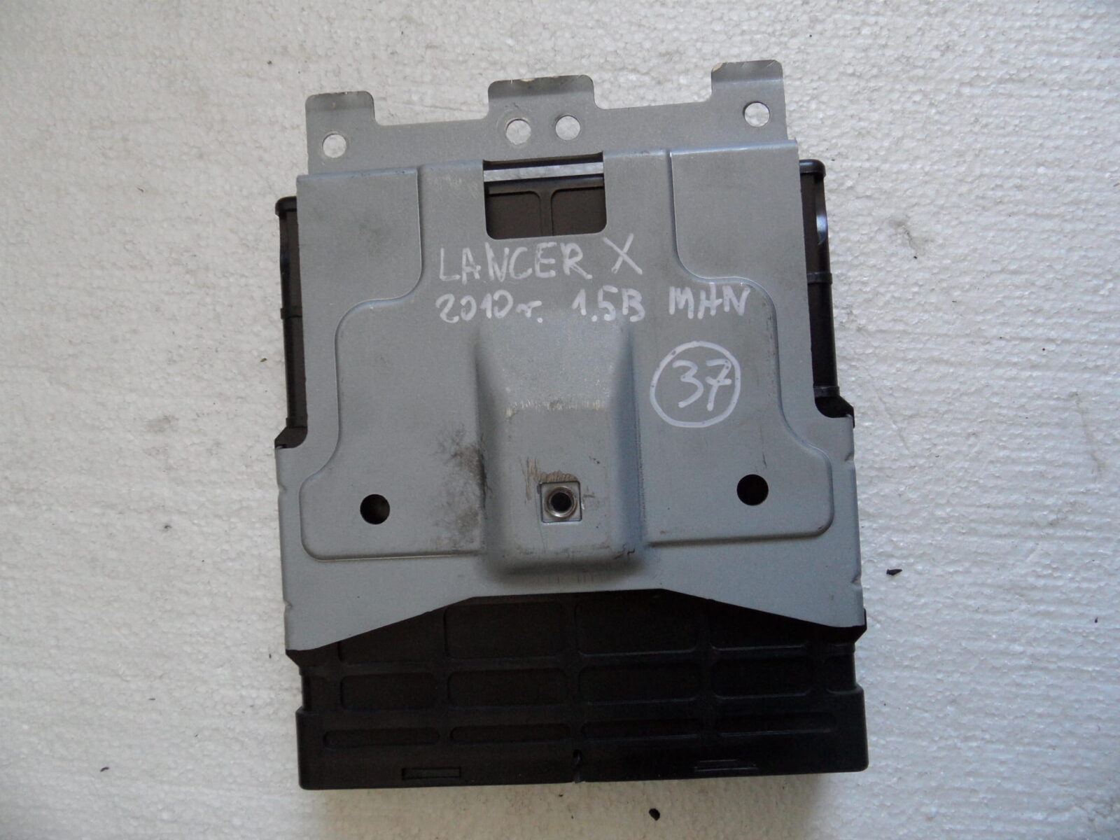 Mitsubishi Lancer VII 1.5 16v 2005r Komputer Silnika E6t44372 1860a319