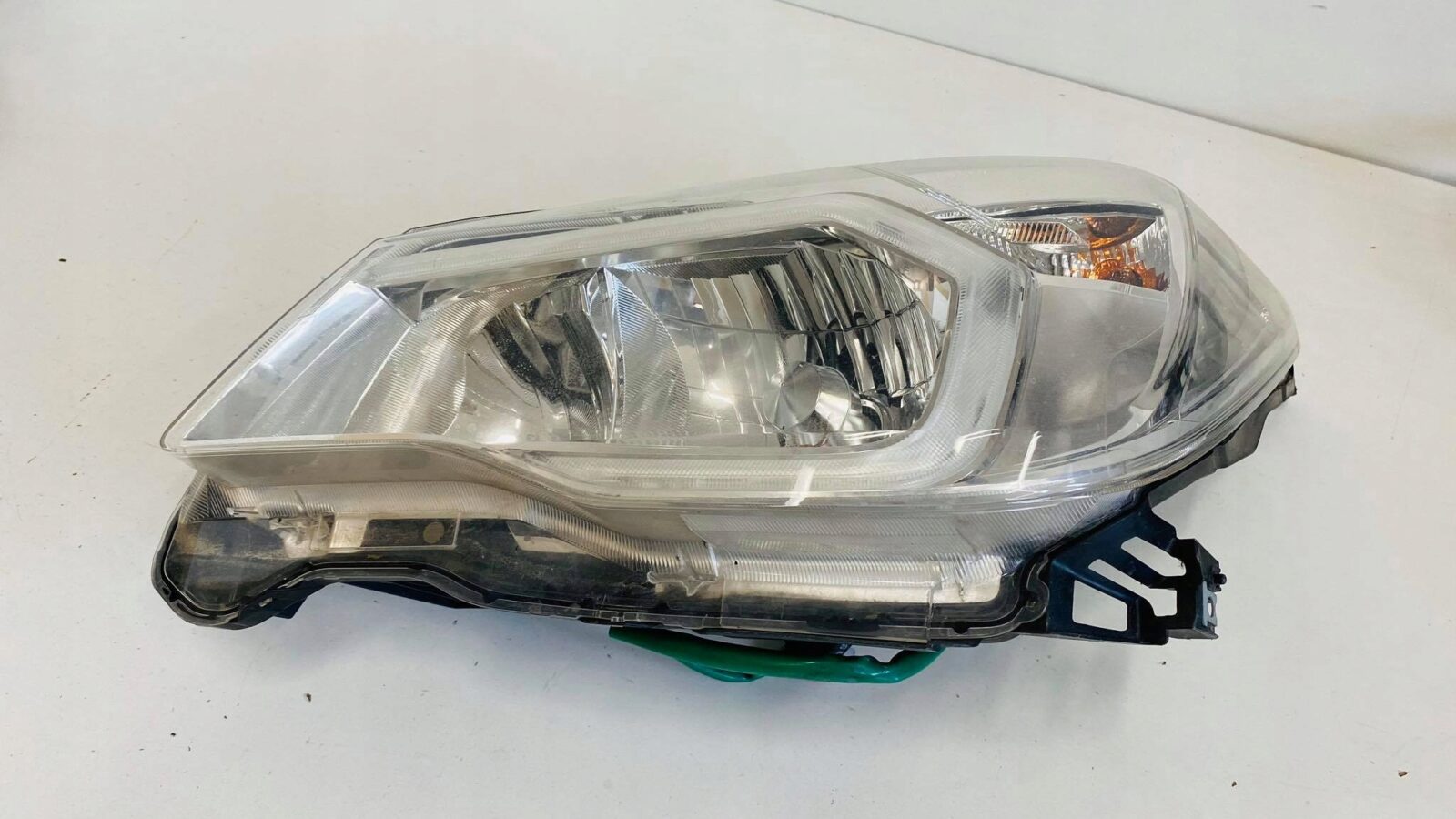 Subaru Forester Sj IV Lampa Lewa Przednia Xenon - obrazek 4