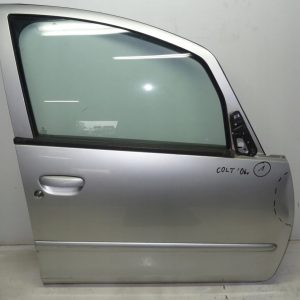 Mitsubishi Colt VI 2006r Drzwi Prawy Przód