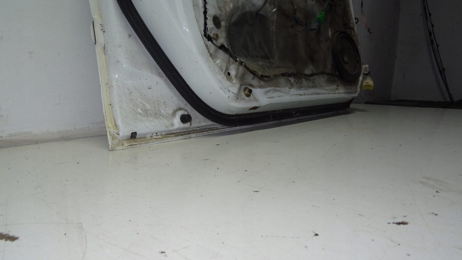 Subaru Legacy III 00r Drzwi Lewy Przód Kołor 51e - obrazek 6