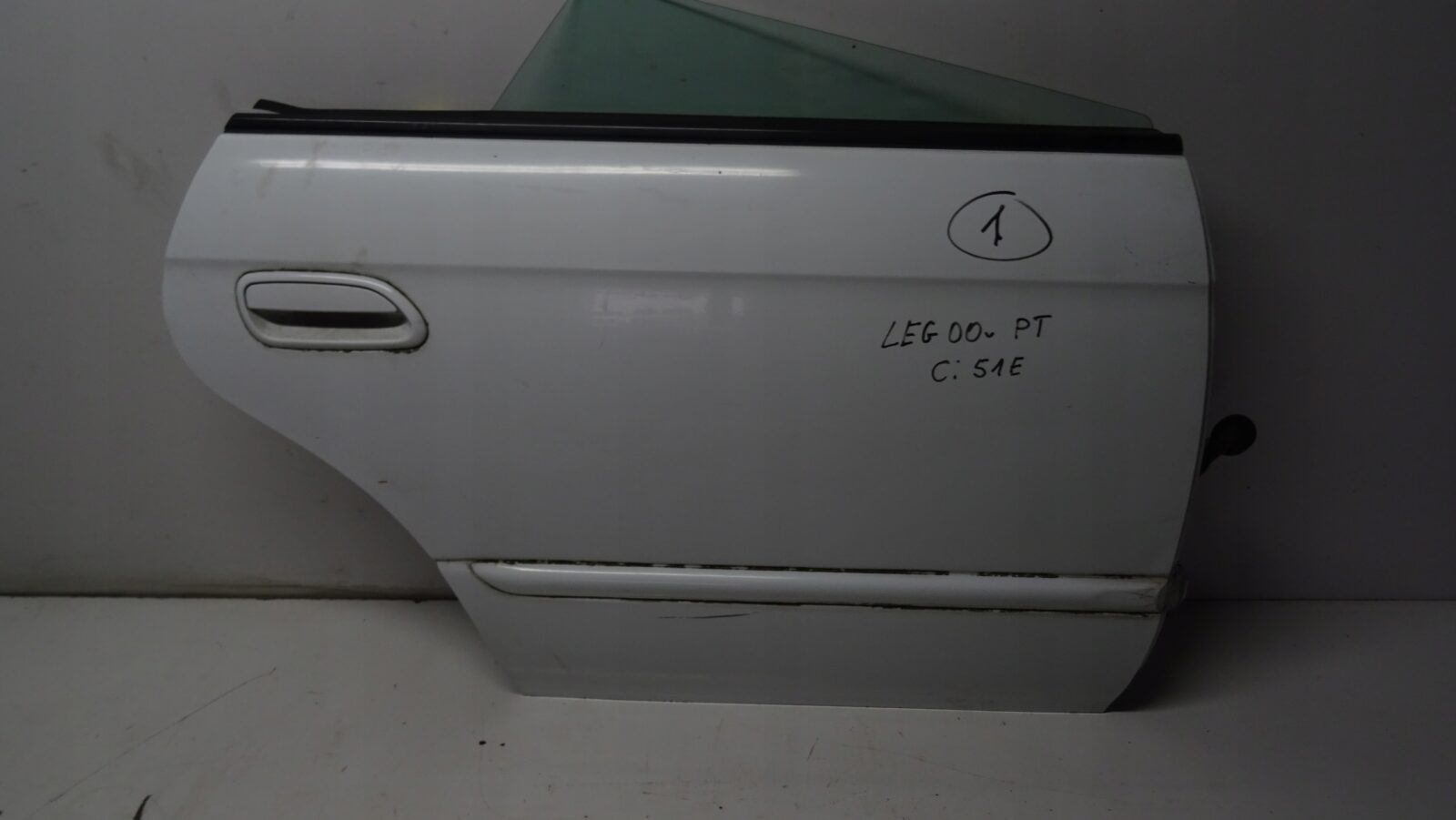 Subaru Legacy III 00r Drzwi Prawy Tył Kołor 51e