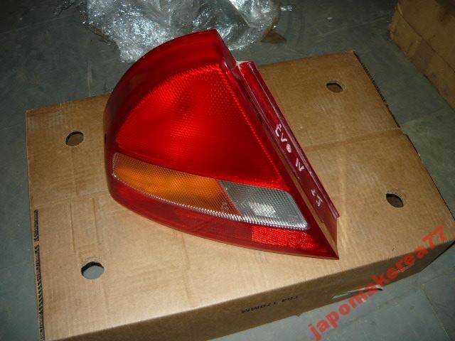Mitsubishi Lancer Evo IV Lampa Tylna Lewa
