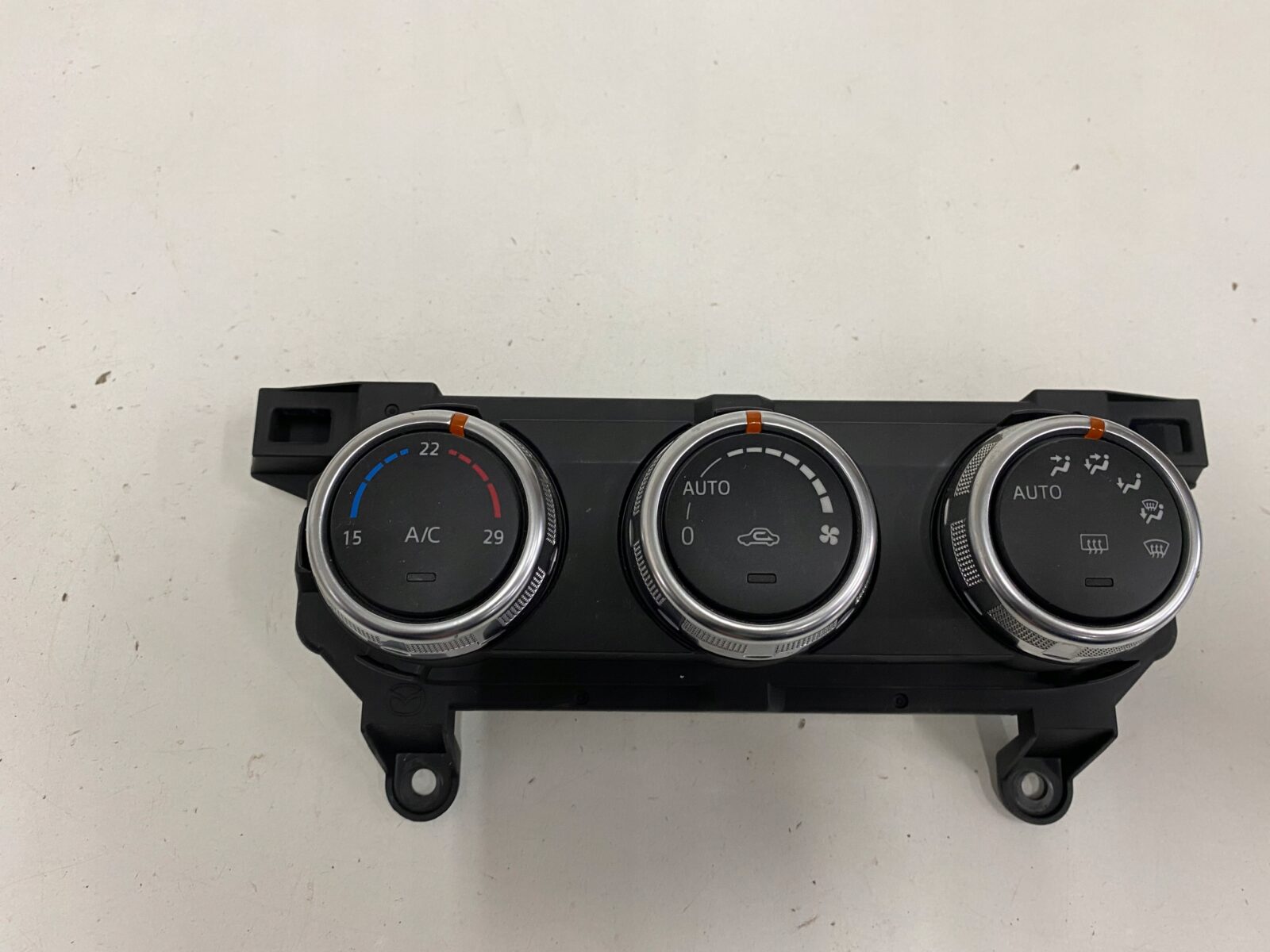 Mazda 2 Dj 2017r Panel Sterowania 2jdg92