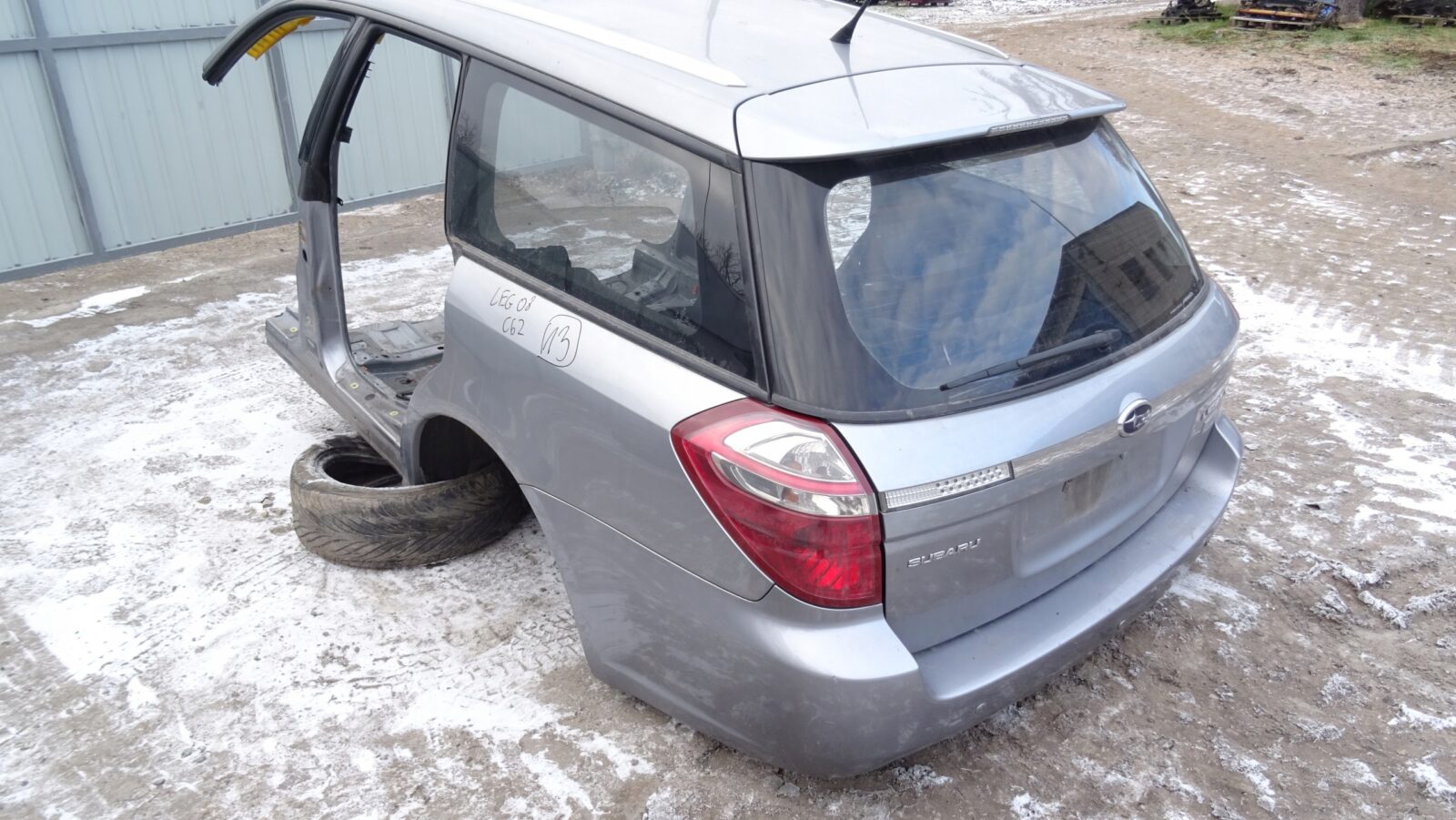 Subaru Legacy IV Lift Klapa Bagażnika Tył C6z