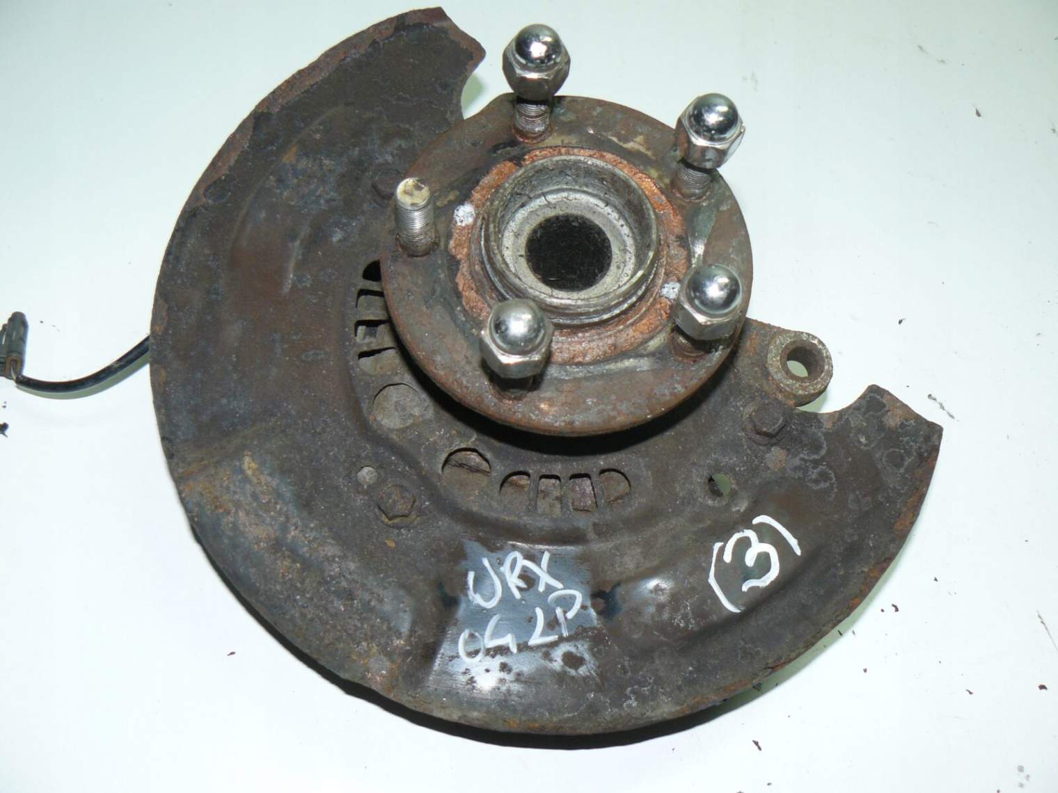 Subaru Impreza Gd GG Zwrotnica Lewa Piasta 28012fc030
