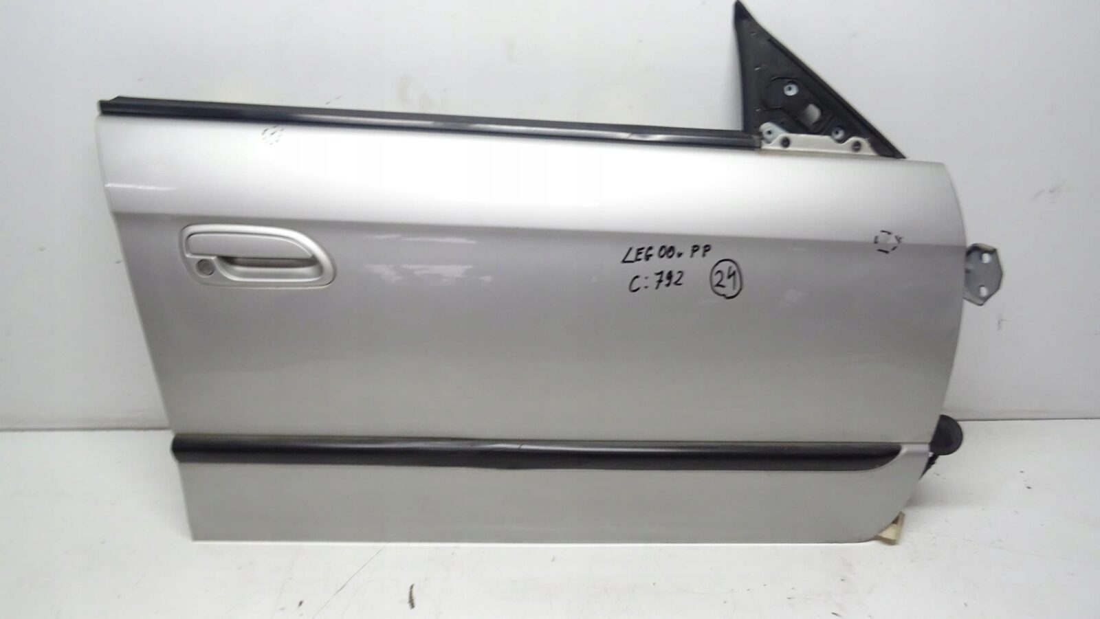 Subaru Legacy Be Drzwi Prawy Przód Kołor 792