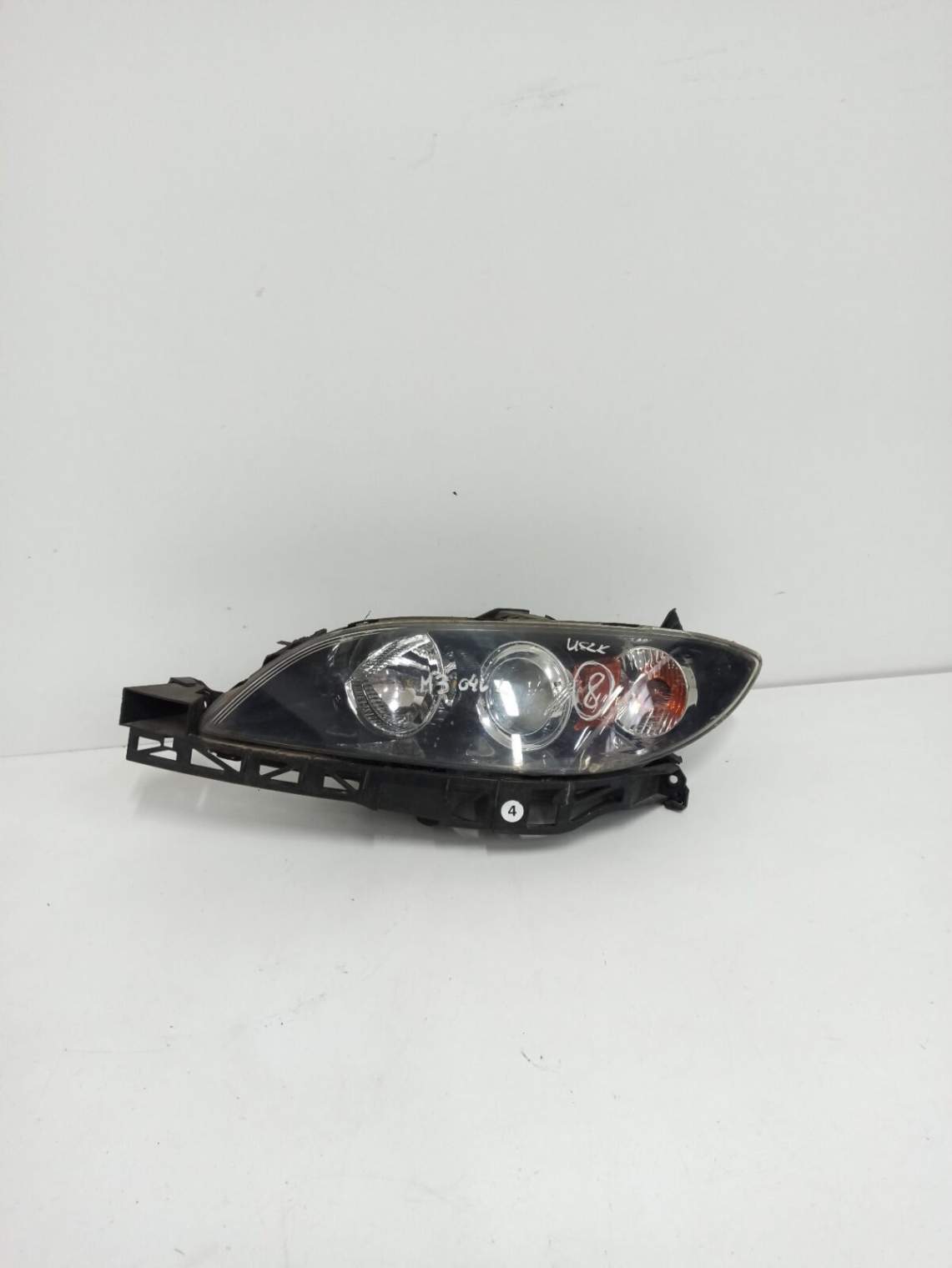 Mazda 3 I 2004r Lampa Przednia Lewa Uk