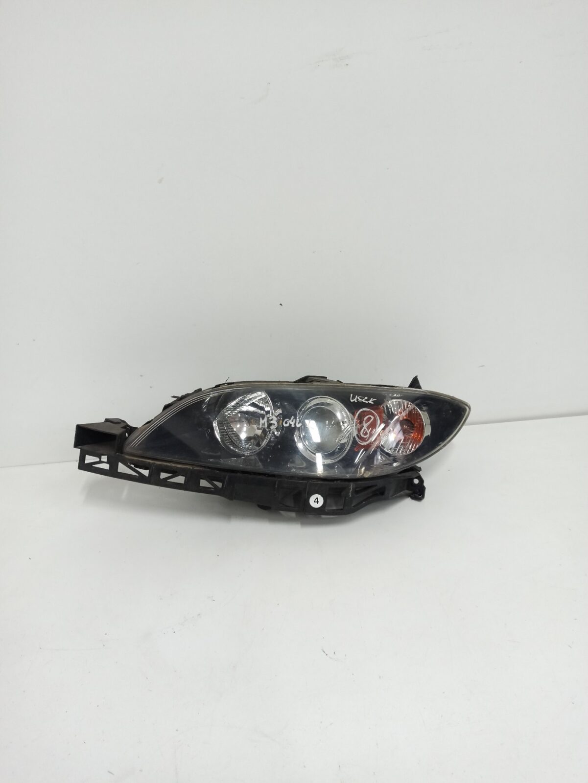 Mazda 3 I 2004r Lampa Przednia Lewa Uk