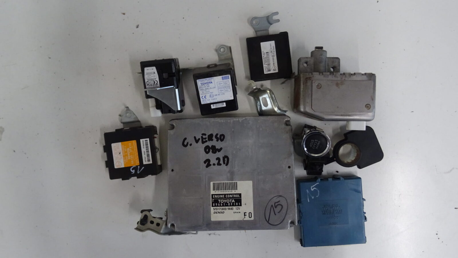 Toyota Corolla Verso 2,2d Sterownik Silnika 89661-0f101