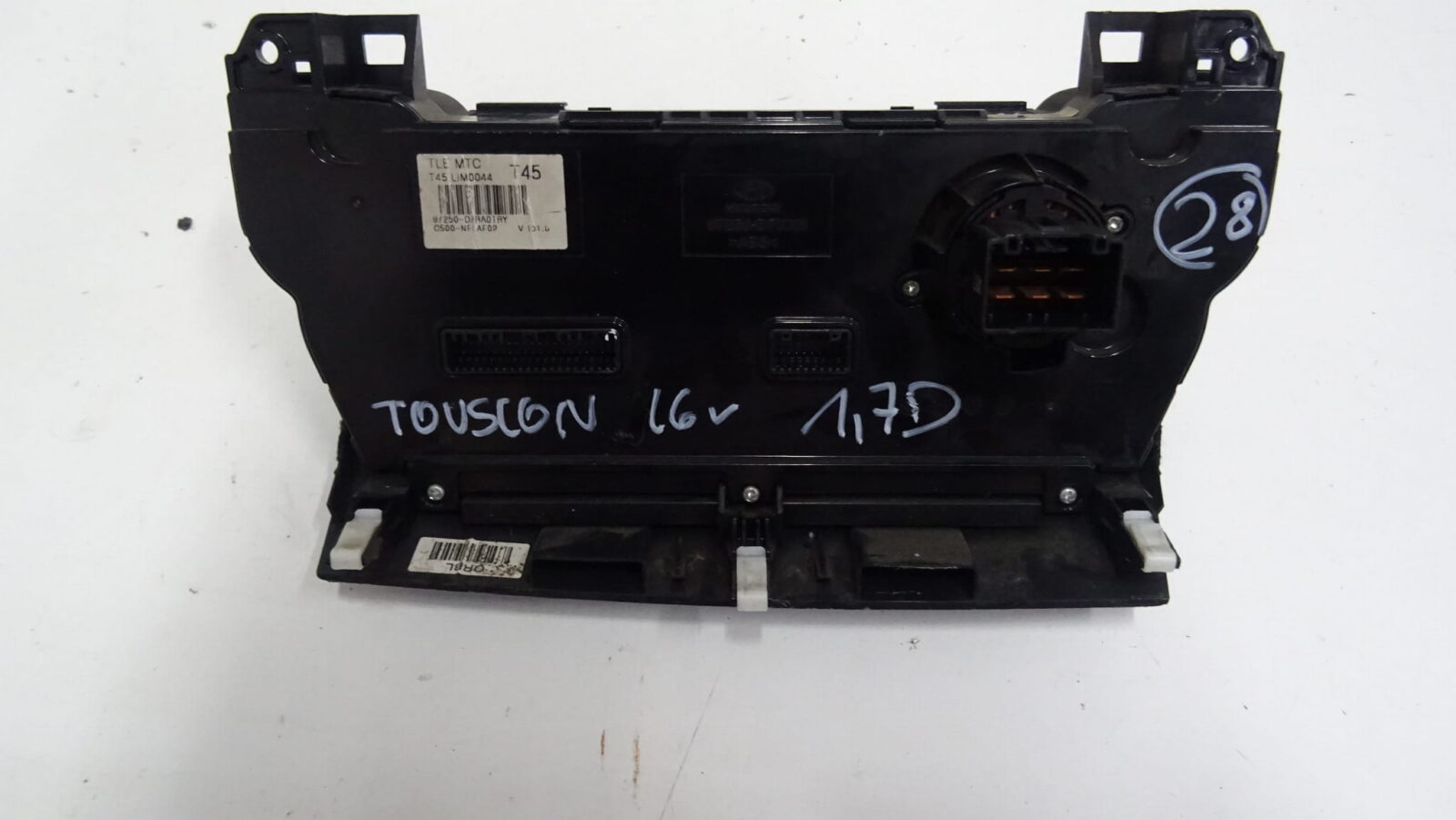 Tyundai Tucson Tl II Panel Sterowania 97250-D7xxx - obrazek 2