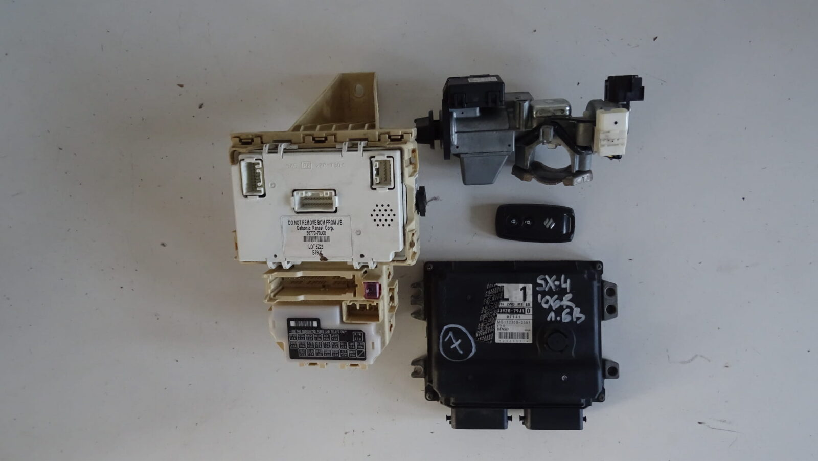 Suzuki Sx4 Sx-4 Sterownik Komputer 63920-79j10