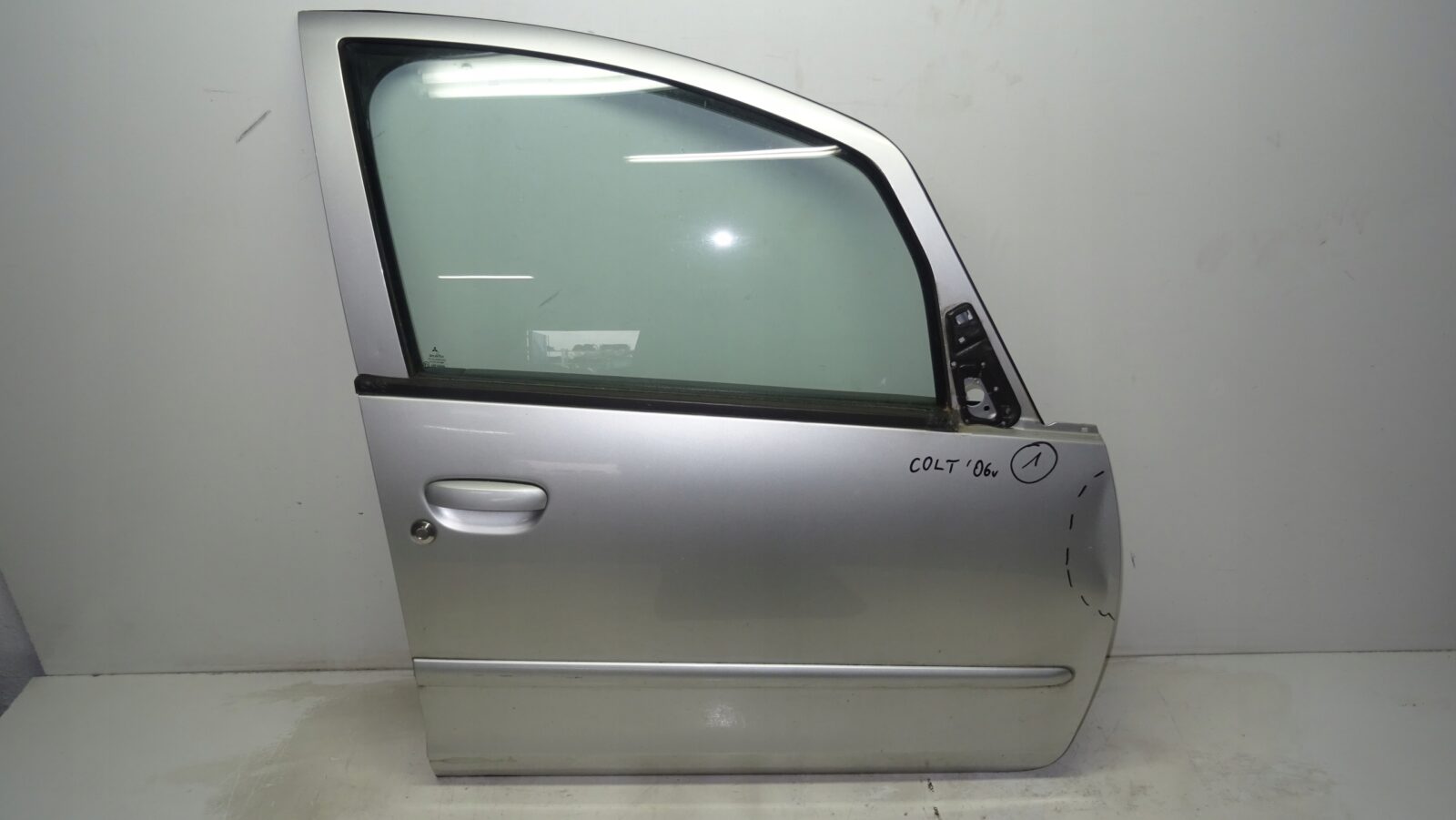 Mitsubishi Colt Cz Drzwi Prawe Przednie