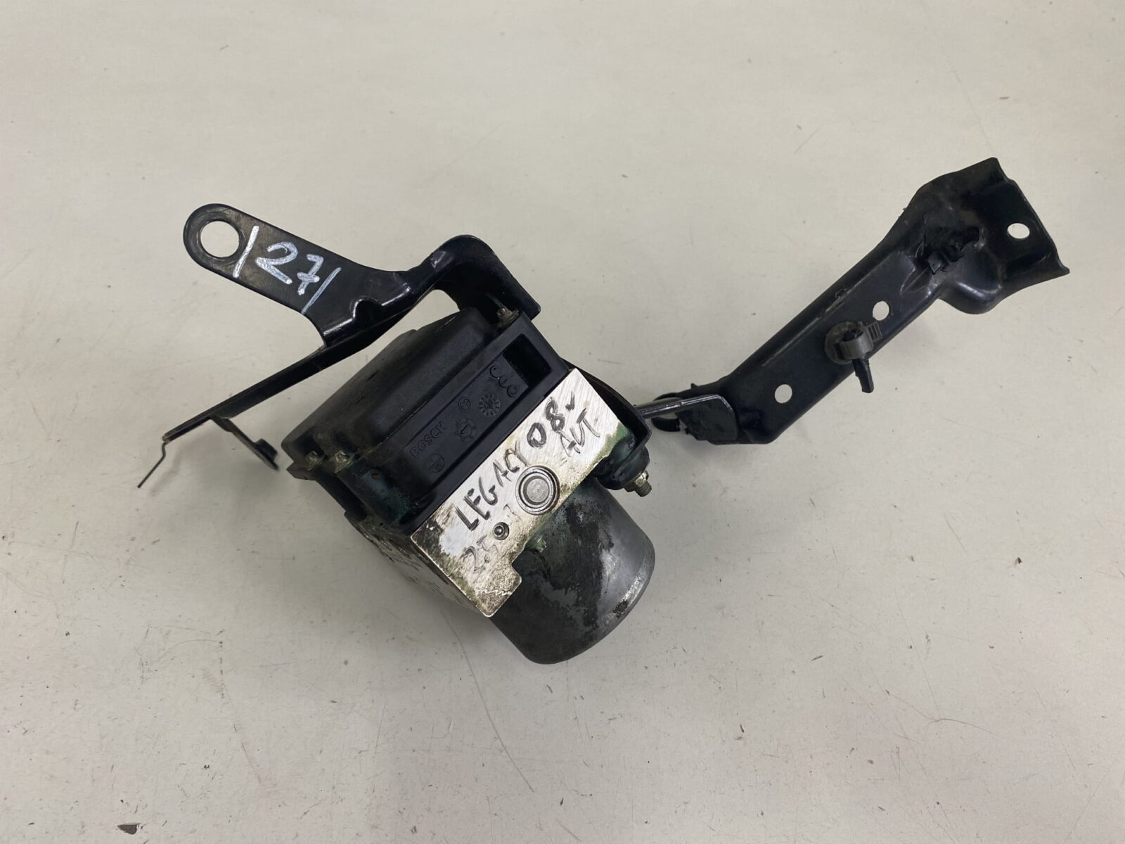Subaru Legacy IV Lift 2.5b Pompa Hamulcowa Abs 27534ag140