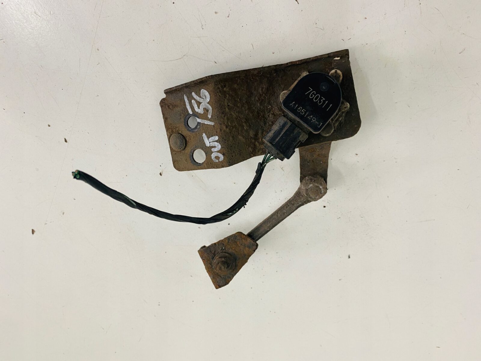 Subaru Legacy Tylny Czujnik Poziomowania Lampy 56