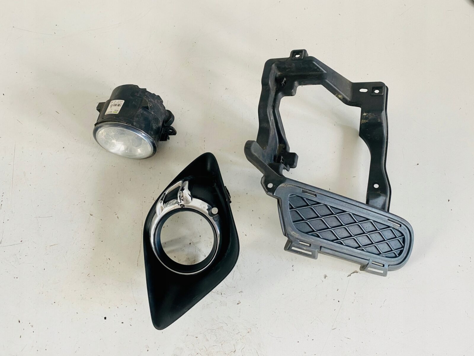 Mitsubishi Asx Zaślepka Halogen 8321a385 6405a171