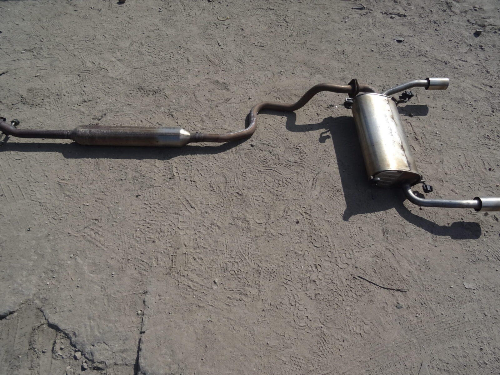 Suzuki Swift Mk7 Sport Tłumik OEM 72l-M02 57k-M0