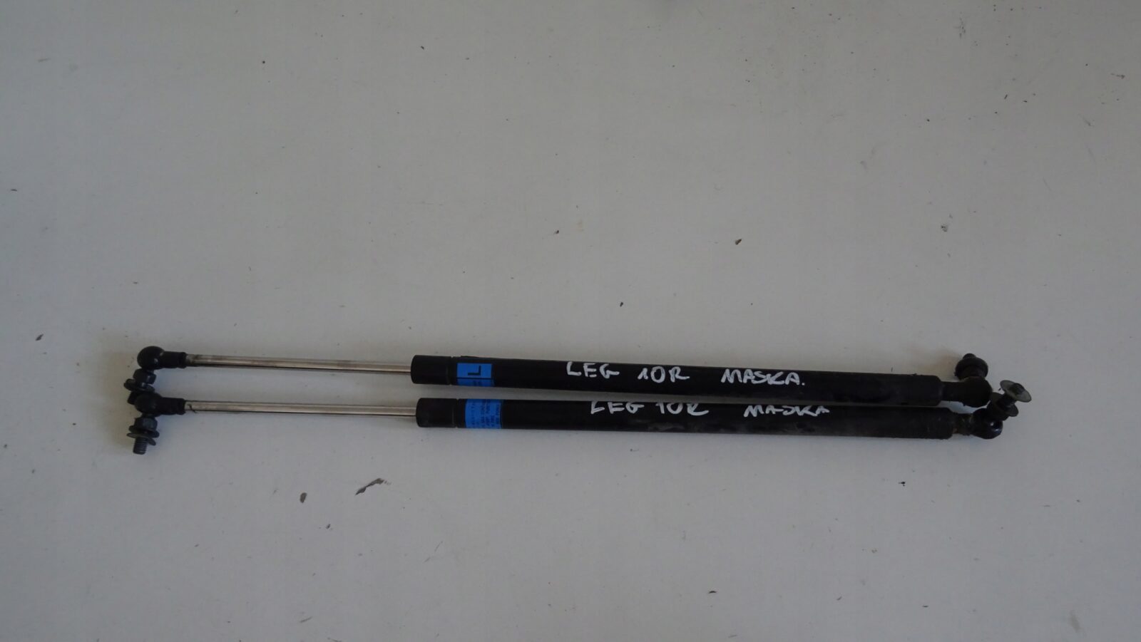 Subaru Legacy V Br 2009 2012r Siłowniki Maski