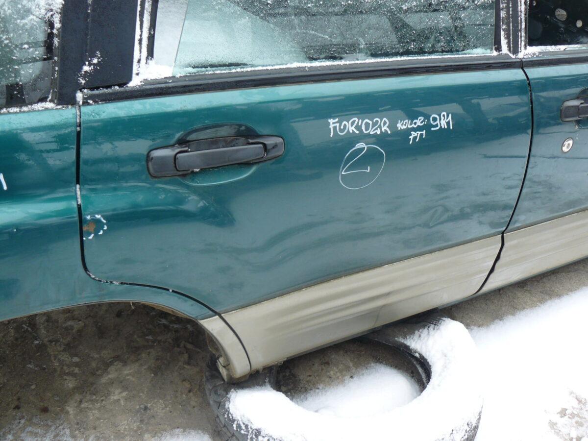 Subaru Forester 2001r Drzwi Prawe Tylne Kołor 9r1