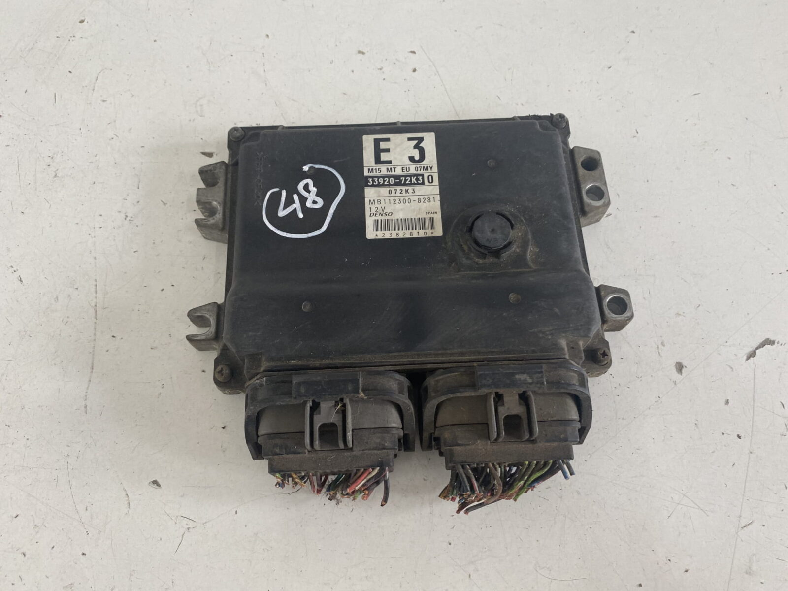 Suzuki Swift Sterownik Silnika E3 33920-72k30 112300-8281