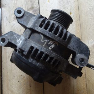 Toyota Auris 2008r 2.0d Alternator 27060-Og011