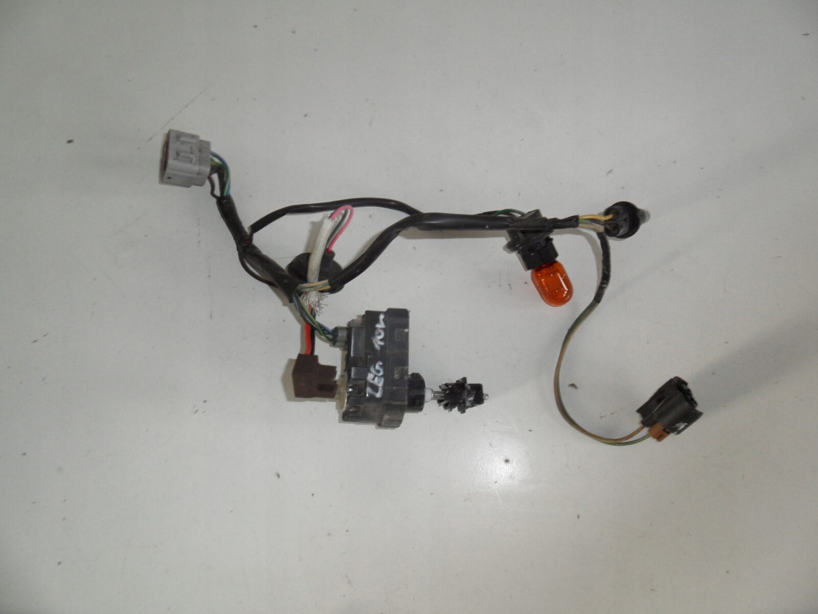 Subaru Legacy Outback V Silniczek Regulacji Lampy