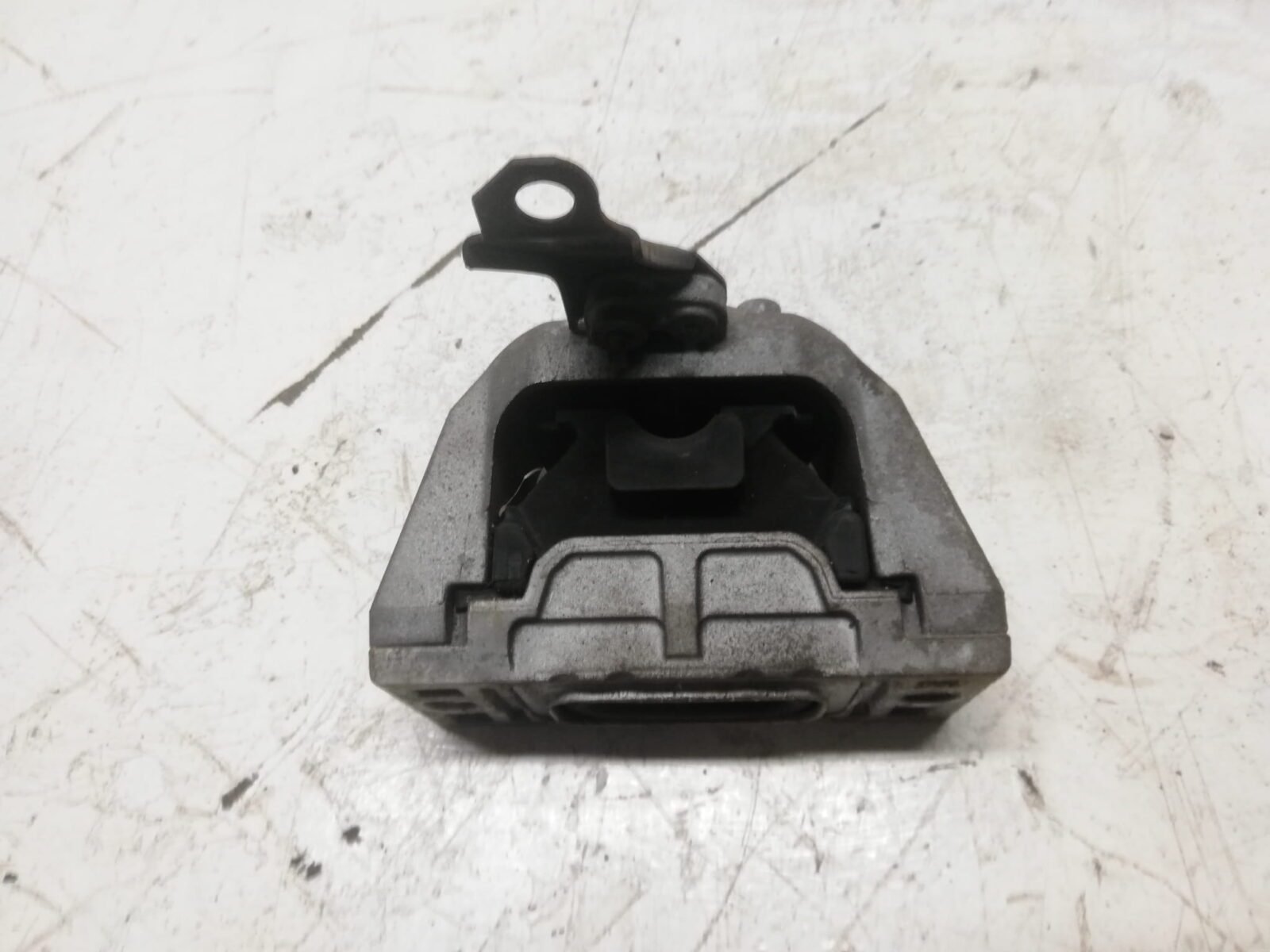 Audi A3 8l 2000r 1.6b Łapa Poduszka Silnika Lj0199262
