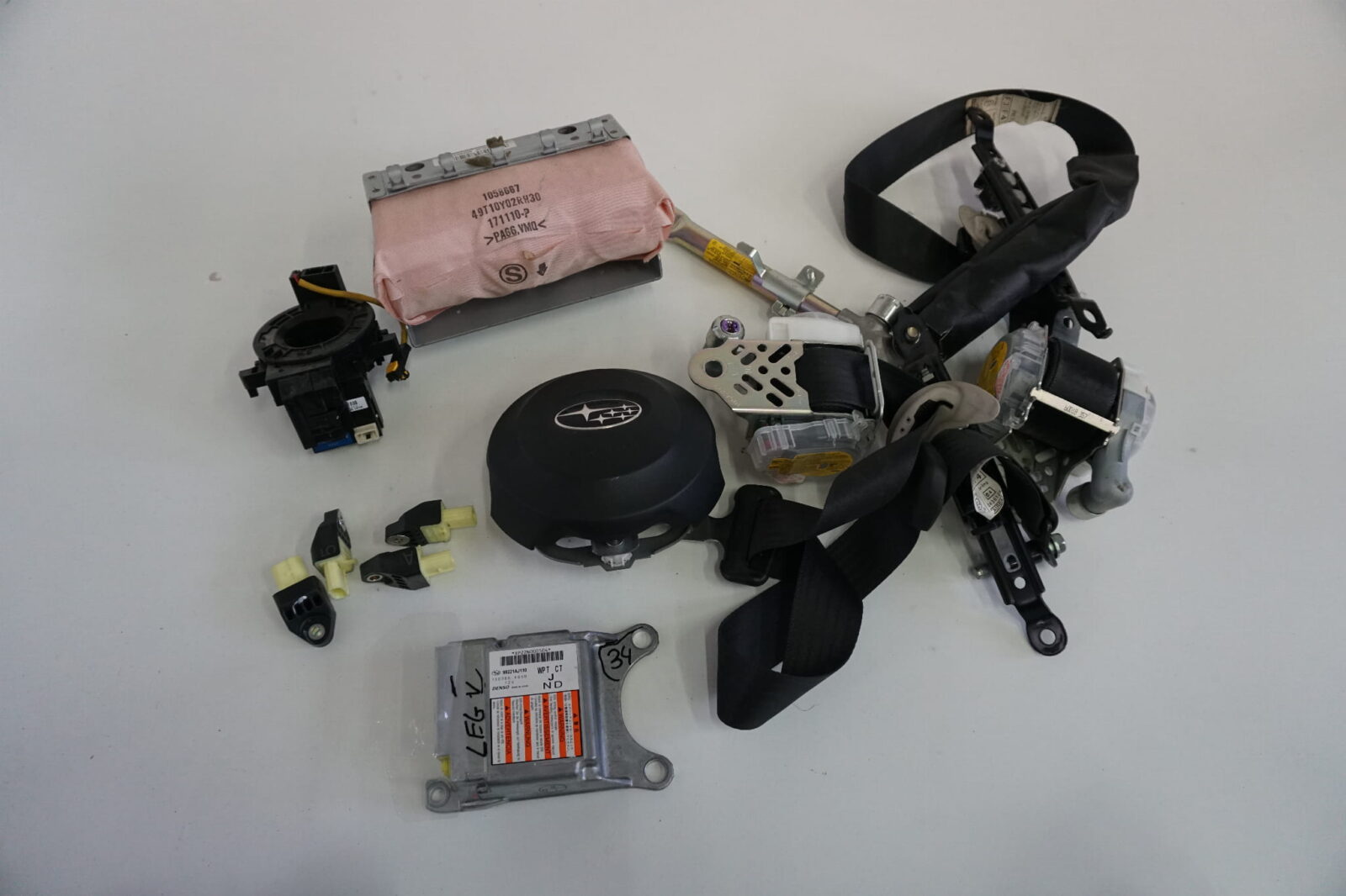 Subaru Outback IV Poduszki Powietrzne 98221aj110 27582aj000